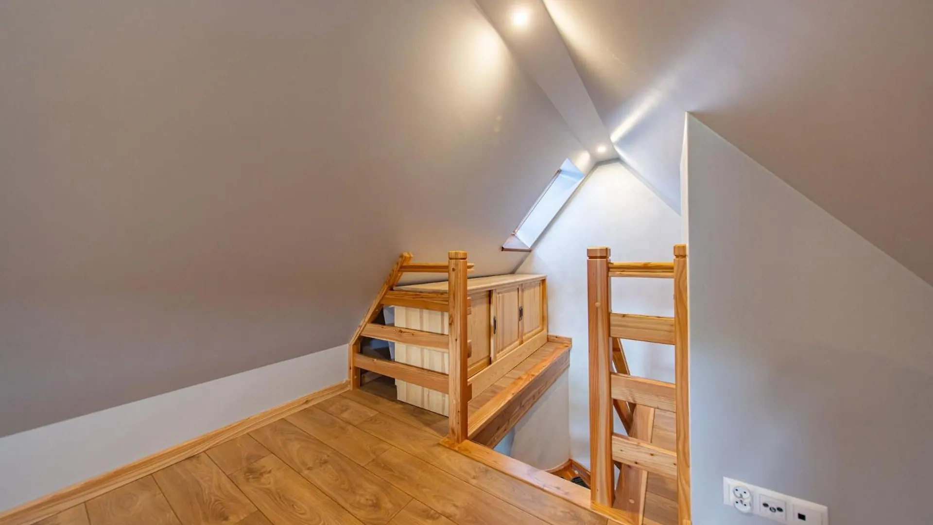 Apartamenty Dwupoziomowe U Anusia ザコパネ アパート